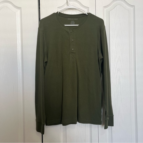 American Eagle Olive Green Henley Shirt - Picture 1 of 5